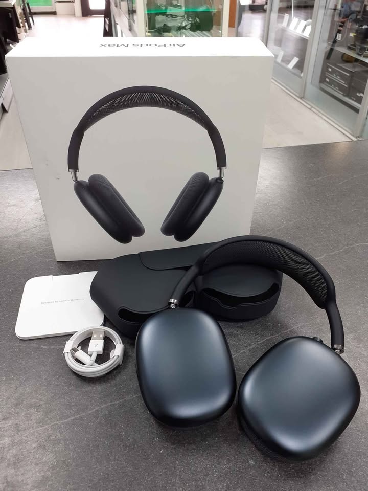 Like New Apple AirPods Max USB-C A3184 (2nd Gen) Midnight Blue